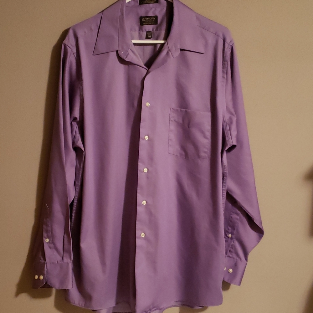 Arrow lavender men's dress shirt, like new!